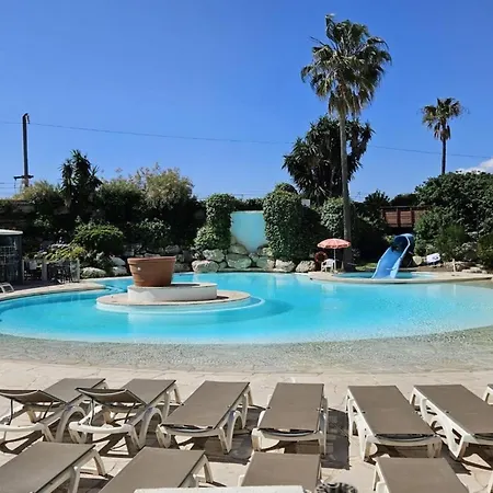 Beautiful With Sea View In 5 Pers Appartement *