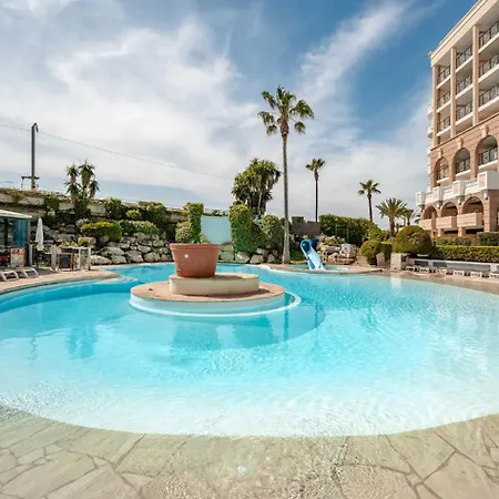 Apartmán Beautiful With Sea View In 5 Pers
