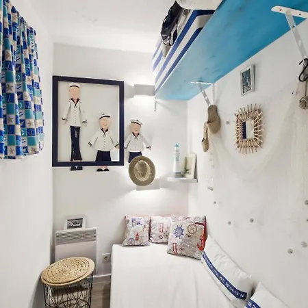 Beautiful With Sea View In 5 Pers Apartmán